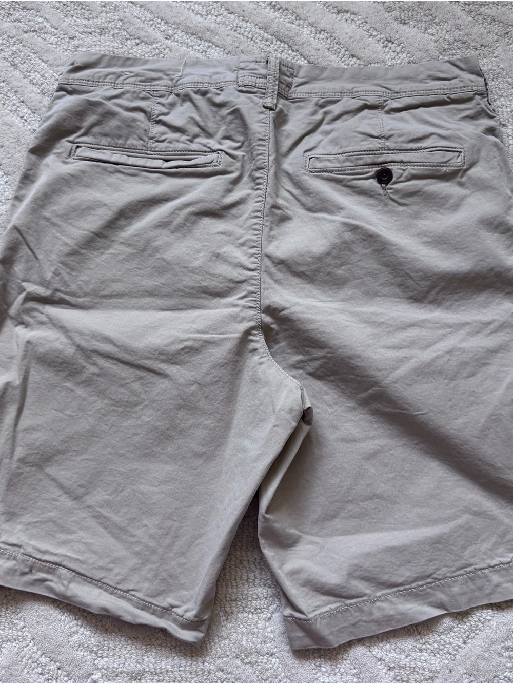 American Eagle Outfitters AE Men's Classic Ne(x)t Level Flex Khaki Shorts 32